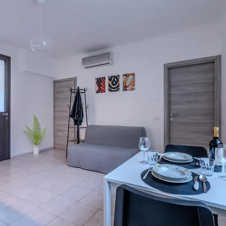 Апартаменты My Little House